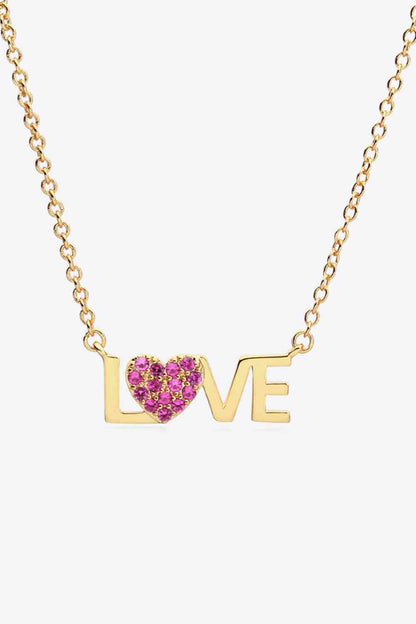 Collar con colgante LOVE chapado en oro de 18 quilates