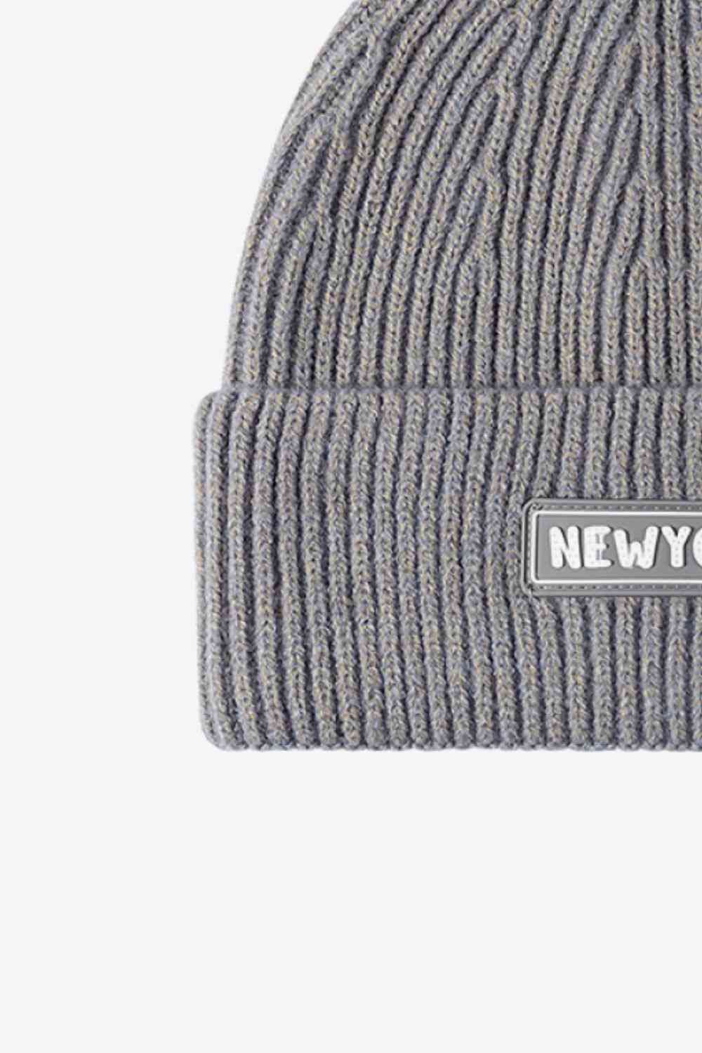 Bonnet à revers en tricot côtelé avec patch NEWYORK