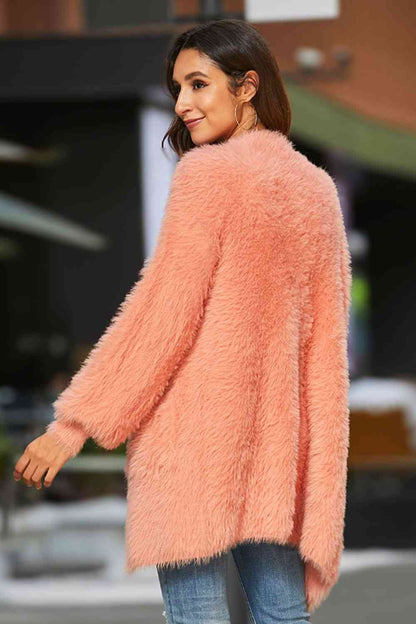 Cardigan pelucheux ouvert sur le devant avec poches