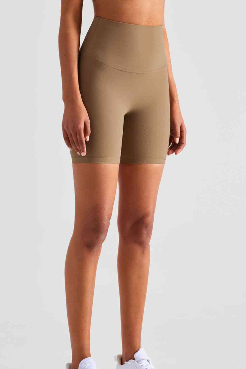 Shorts deportivos con cintura ancha