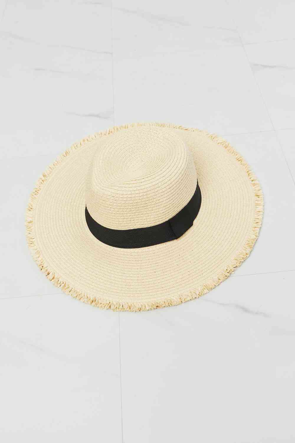 Tiempo de fama para el sombrero de paja del sol