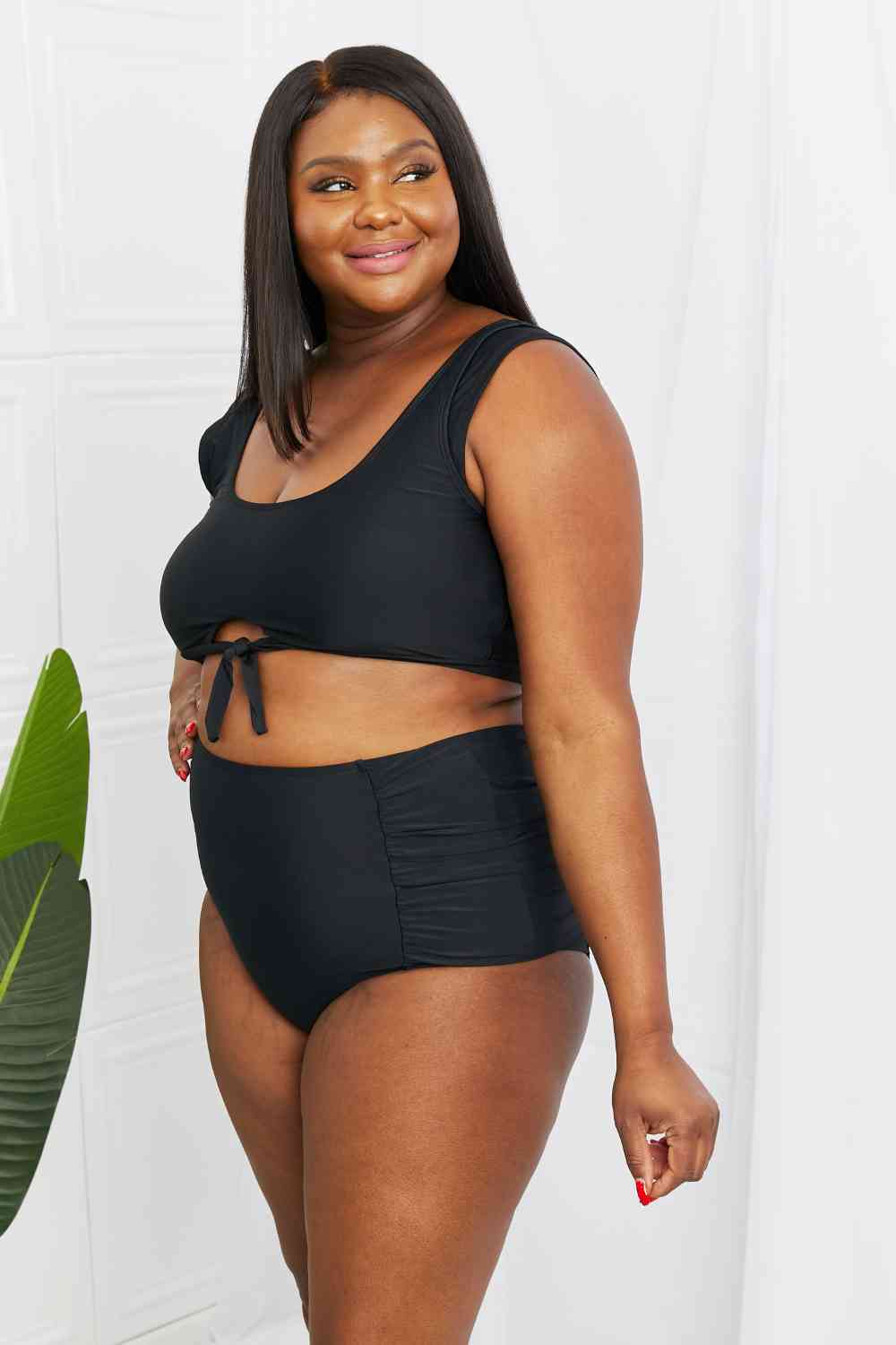 Marina West Swim - Sanibel - Ensemble haut de maillot court et bas froncés - Noir