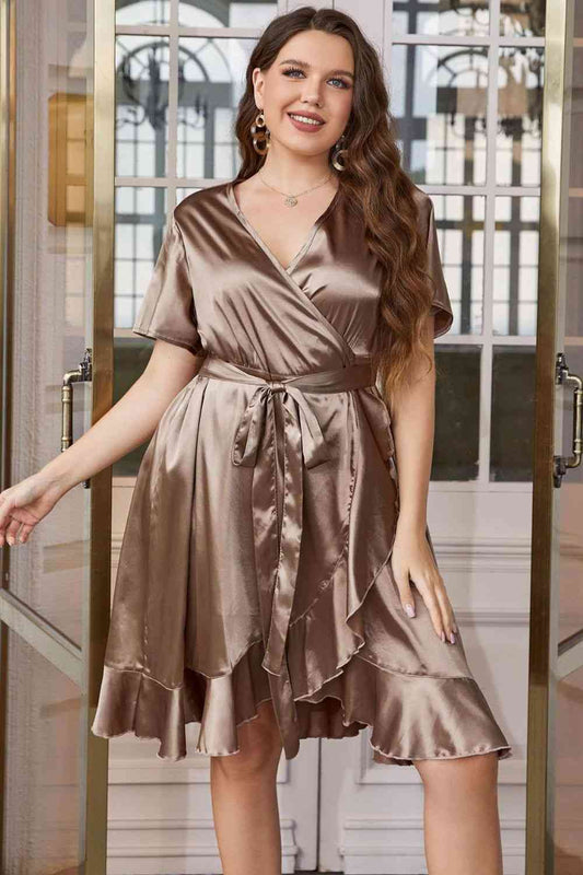 Robe Surplis Ceinturée à Volants de Grande Taille