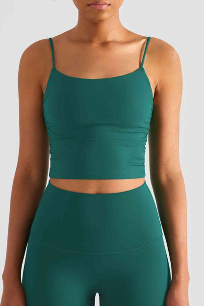 Camisole de sport courte à détails froncés