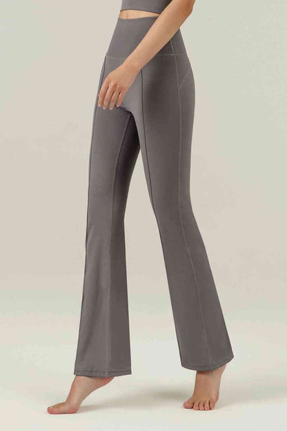 Pantalon évasé sport couture centrale