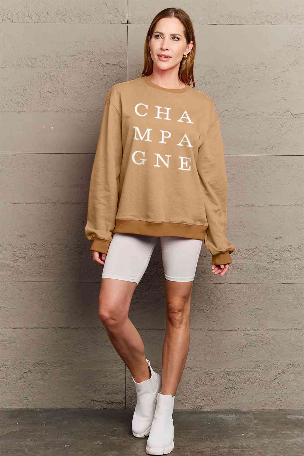 Simply Love Sweat-shirt à manches longues avec image CHAMPAGNE pleine grandeur