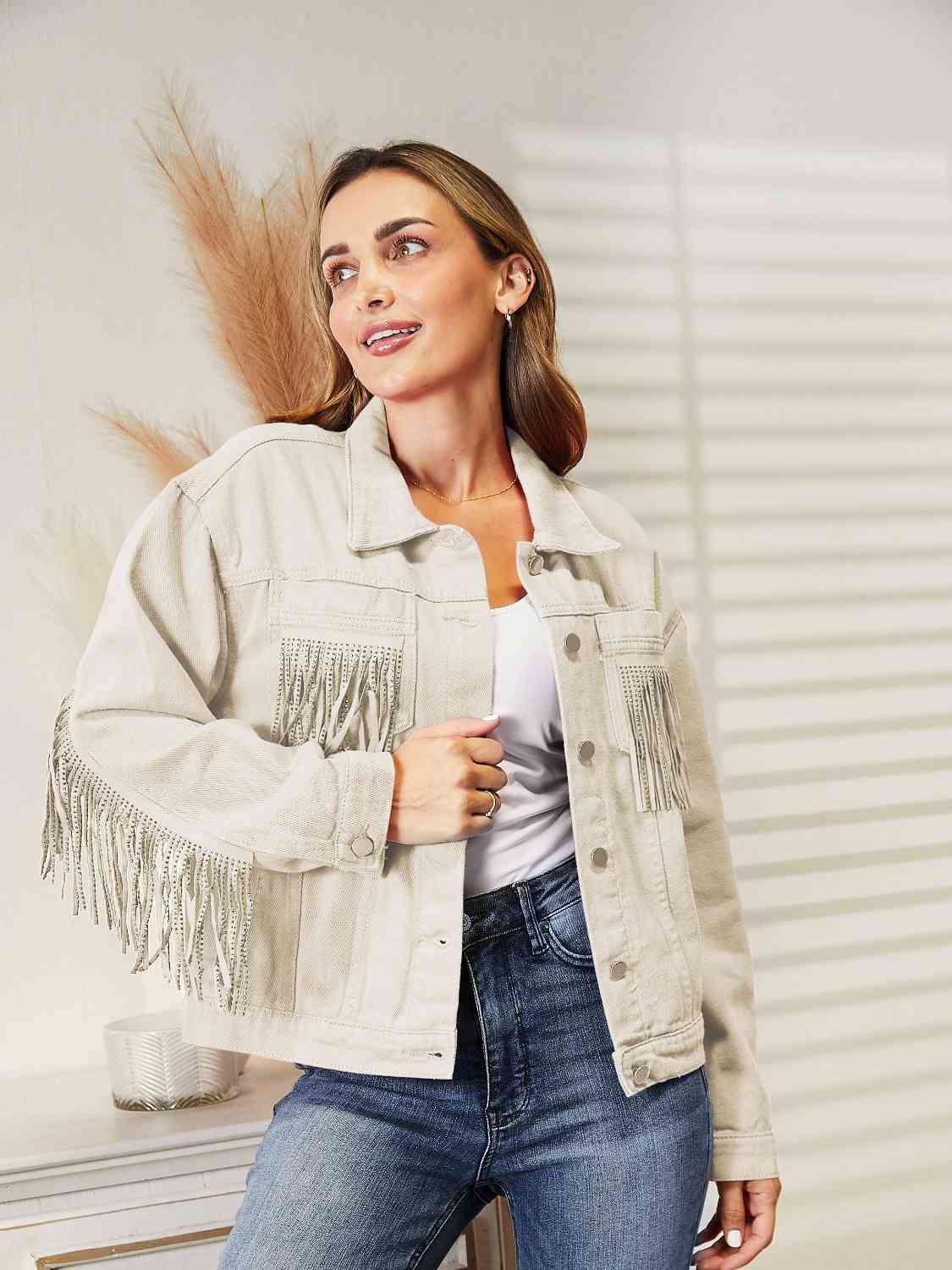 Veste en jean à épaules tombantes et détails à franges