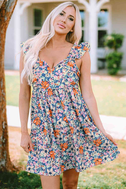 Vestido floral con escote en forma de corazón y cintura imperio