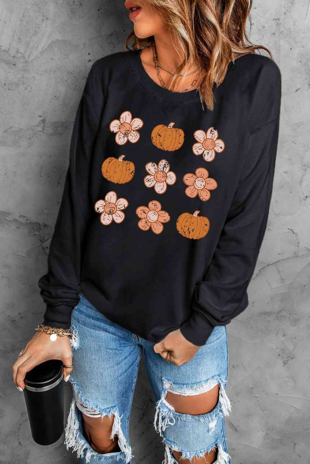 Sudadera con estampado de flores y calabazas de manga larga y cuello redondo de Simply Love