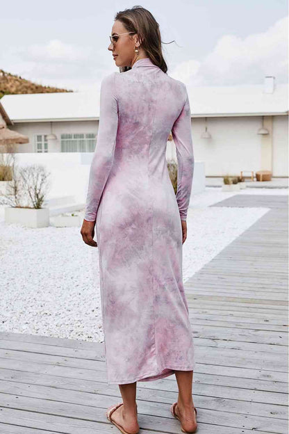 Robe à manches longues et col montant tie-dye