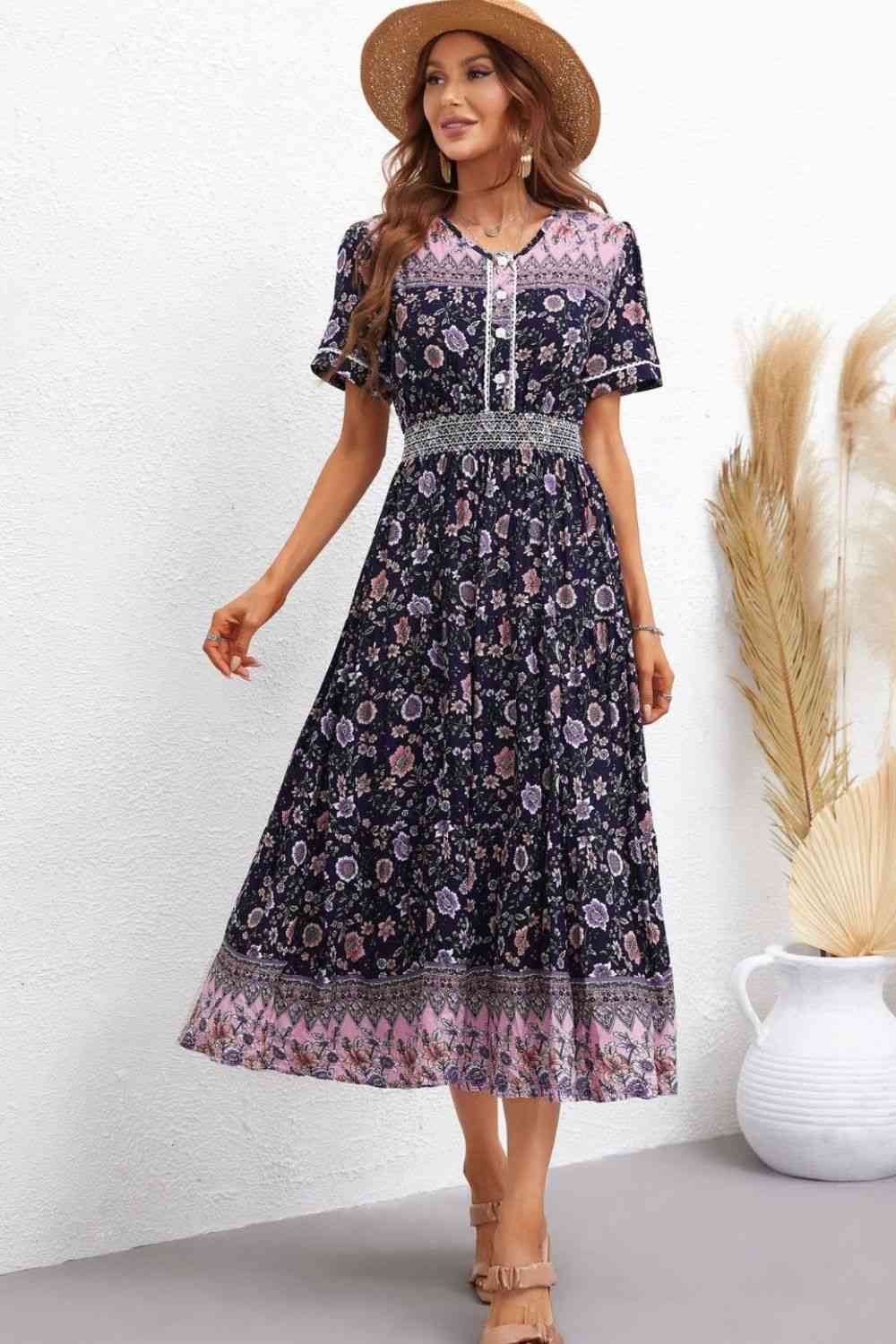 Vestido midi bohemio de manga corta con cuello en V