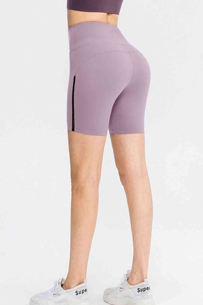 Shorts deportivos con cintura ancha