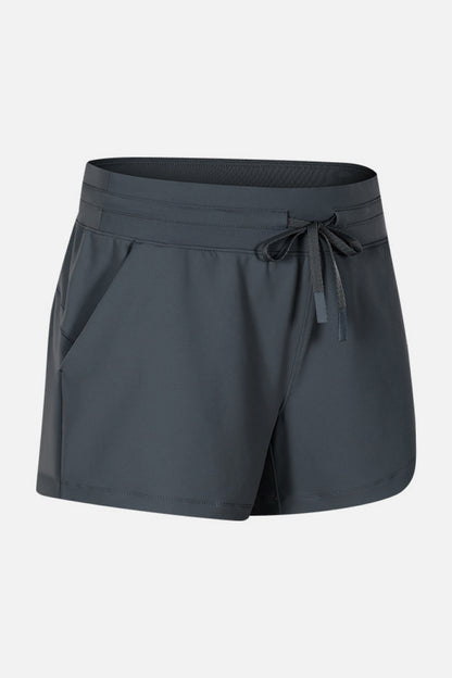 Shorts activos con lazo en la cintura