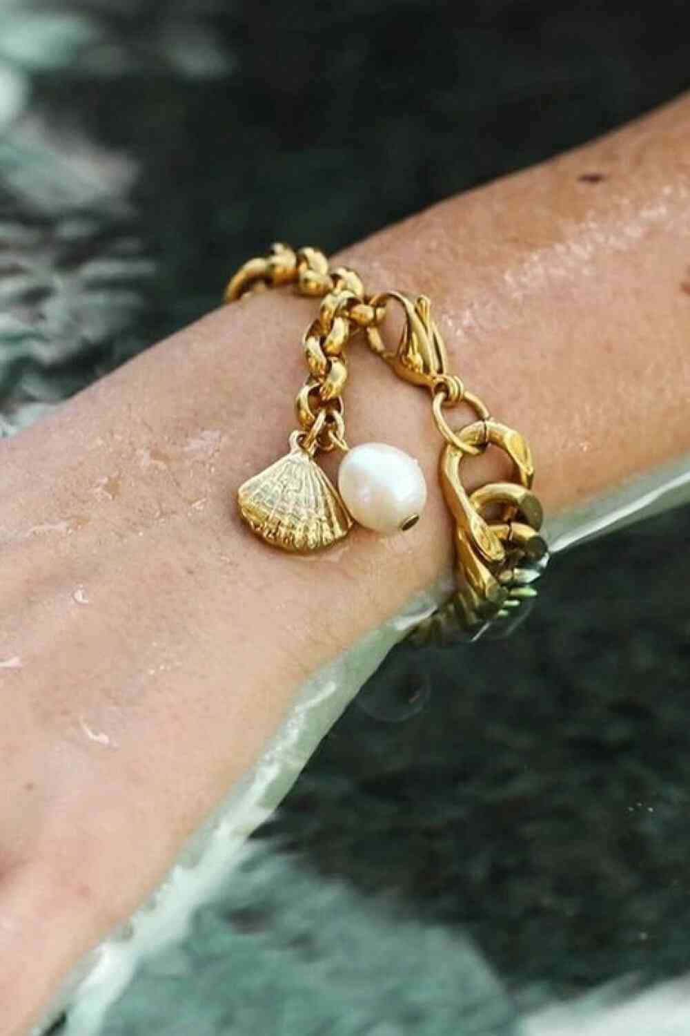 Pulsera de cadena barbada chapada en oro de 18 quilates