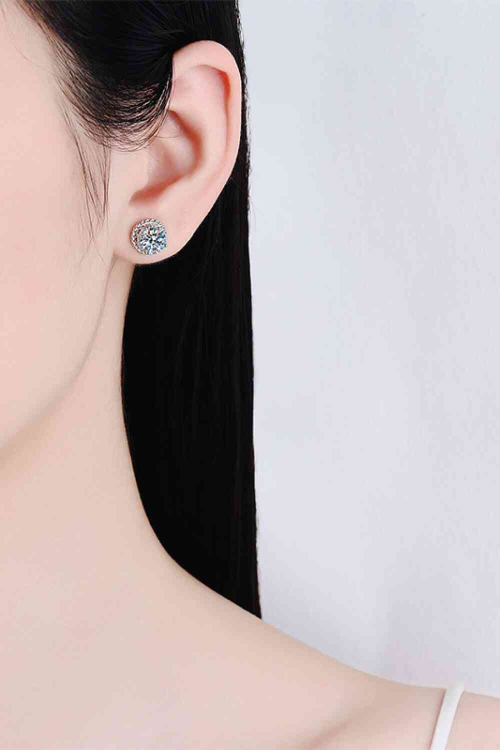 Boucles d'oreilles rondes plaquées rhodium moissanite 1 carat