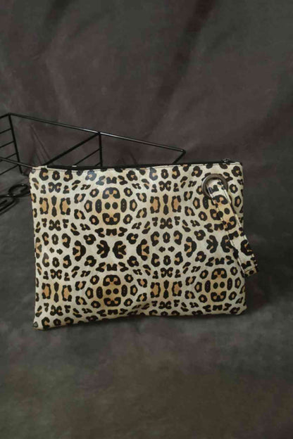 Clutch de piel sintética con estampado de leopardo