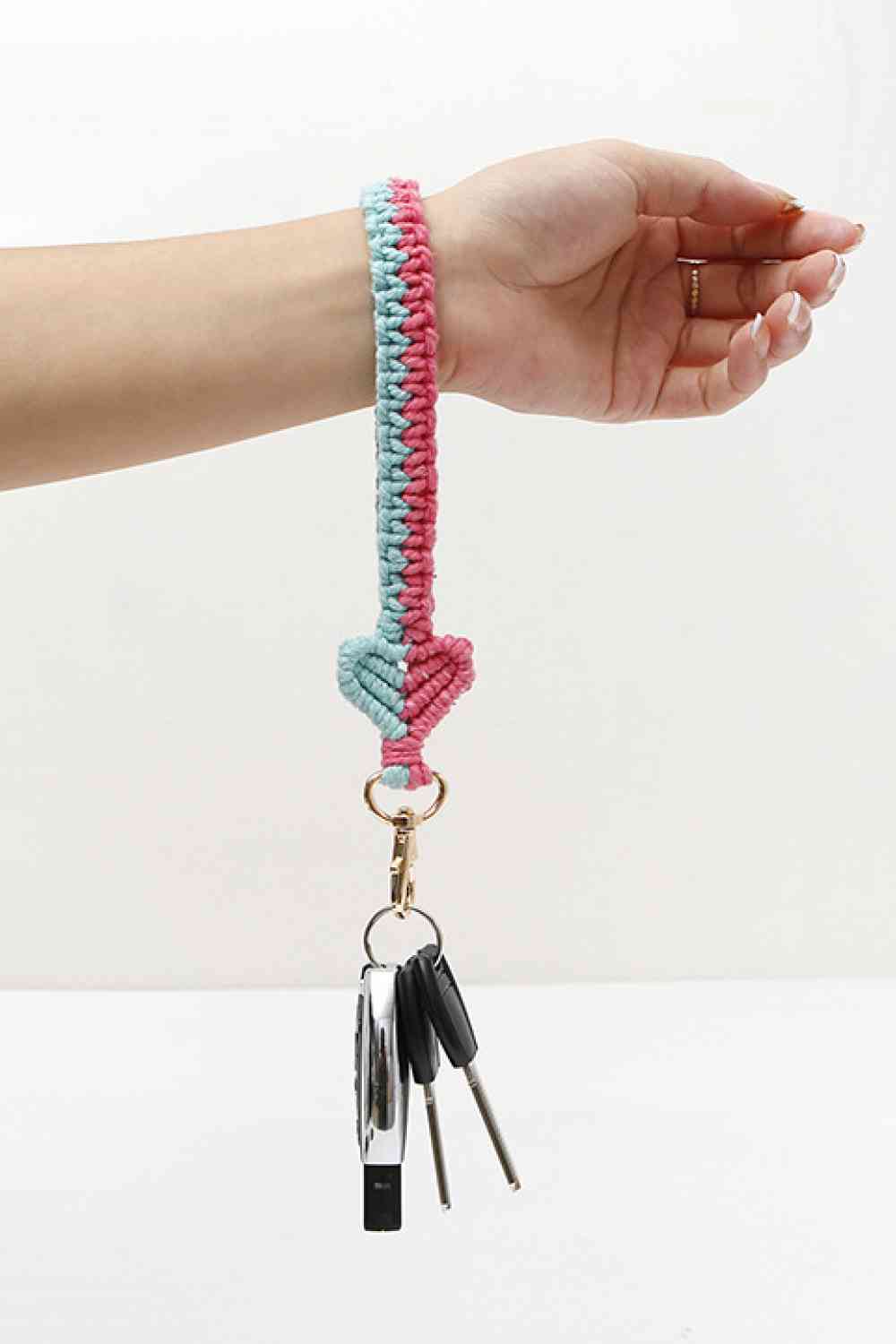 Porte-clés en macramé en forme de coeur