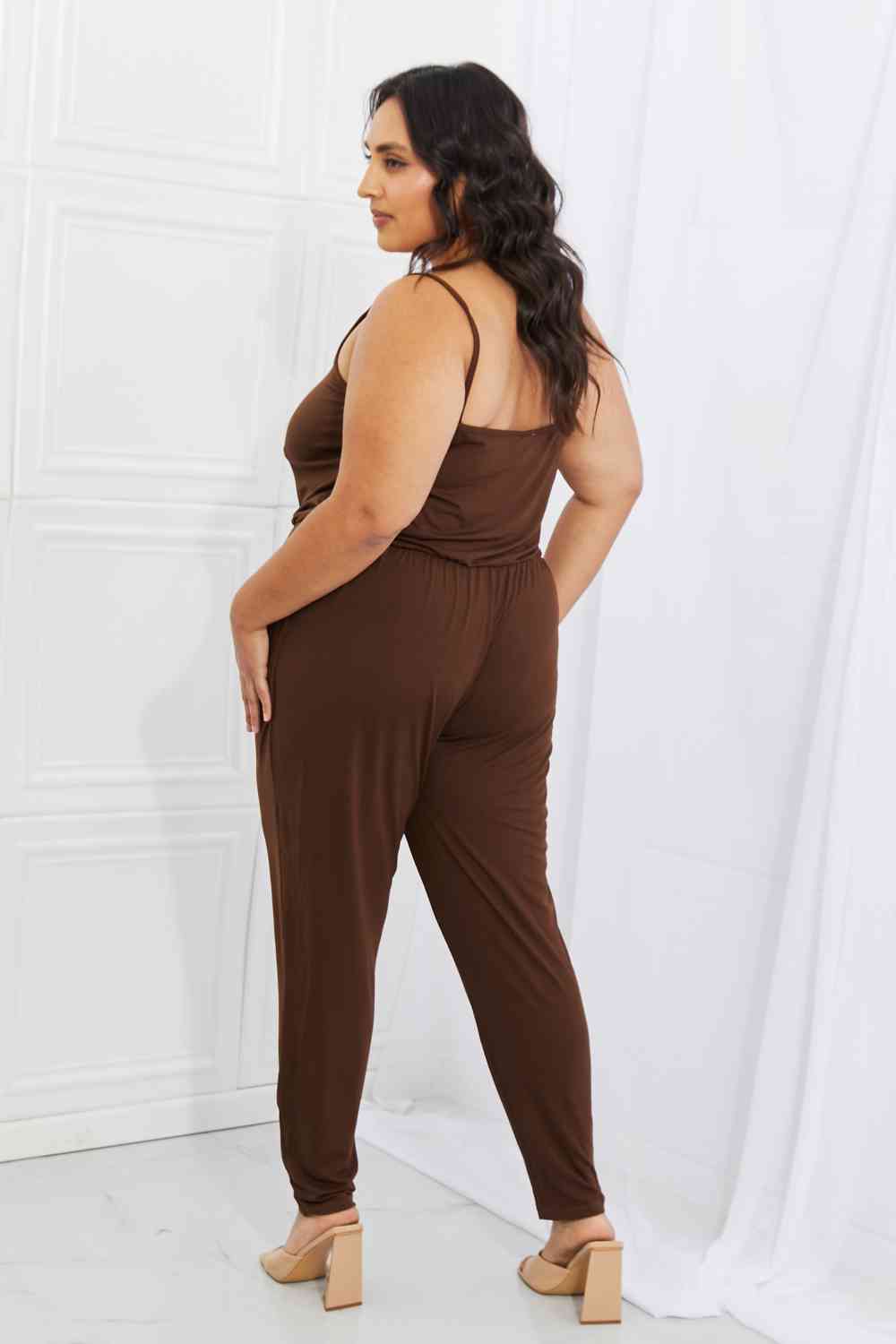 Capella Comfy Casual Combinaison taille élastique unie pleine taille en chocolat