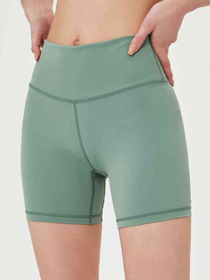 Shorts deportivos con cintura ancha