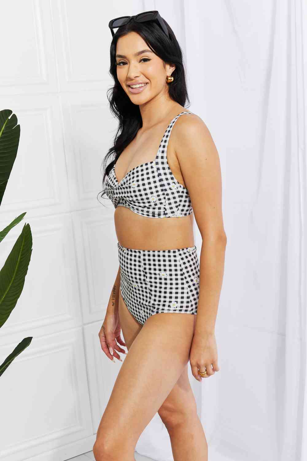 Marina West Swim - Take A Dip - Bikini torsadé taille haute en noir