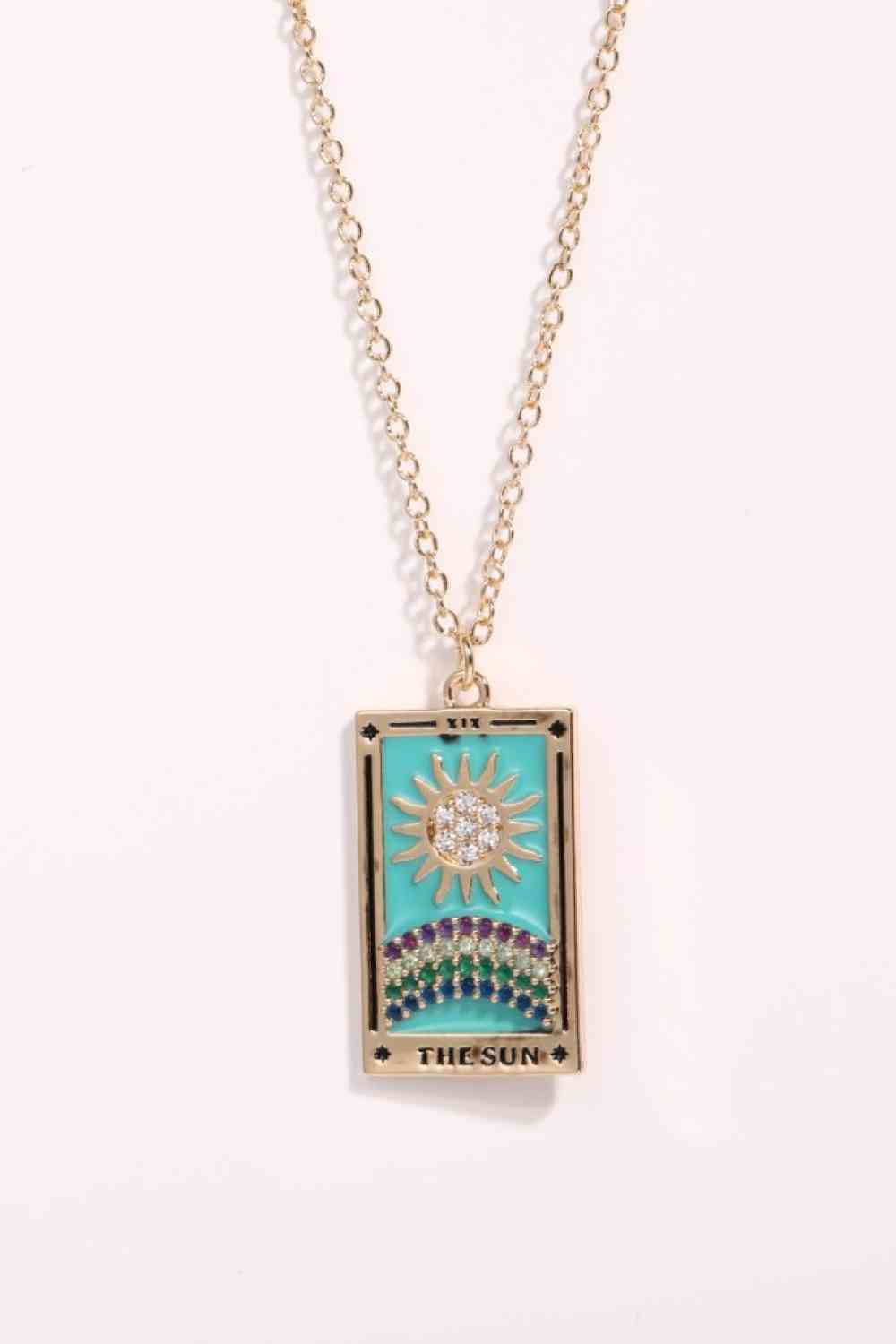 Collier en acier inoxydable avec pendentif carte de tarot