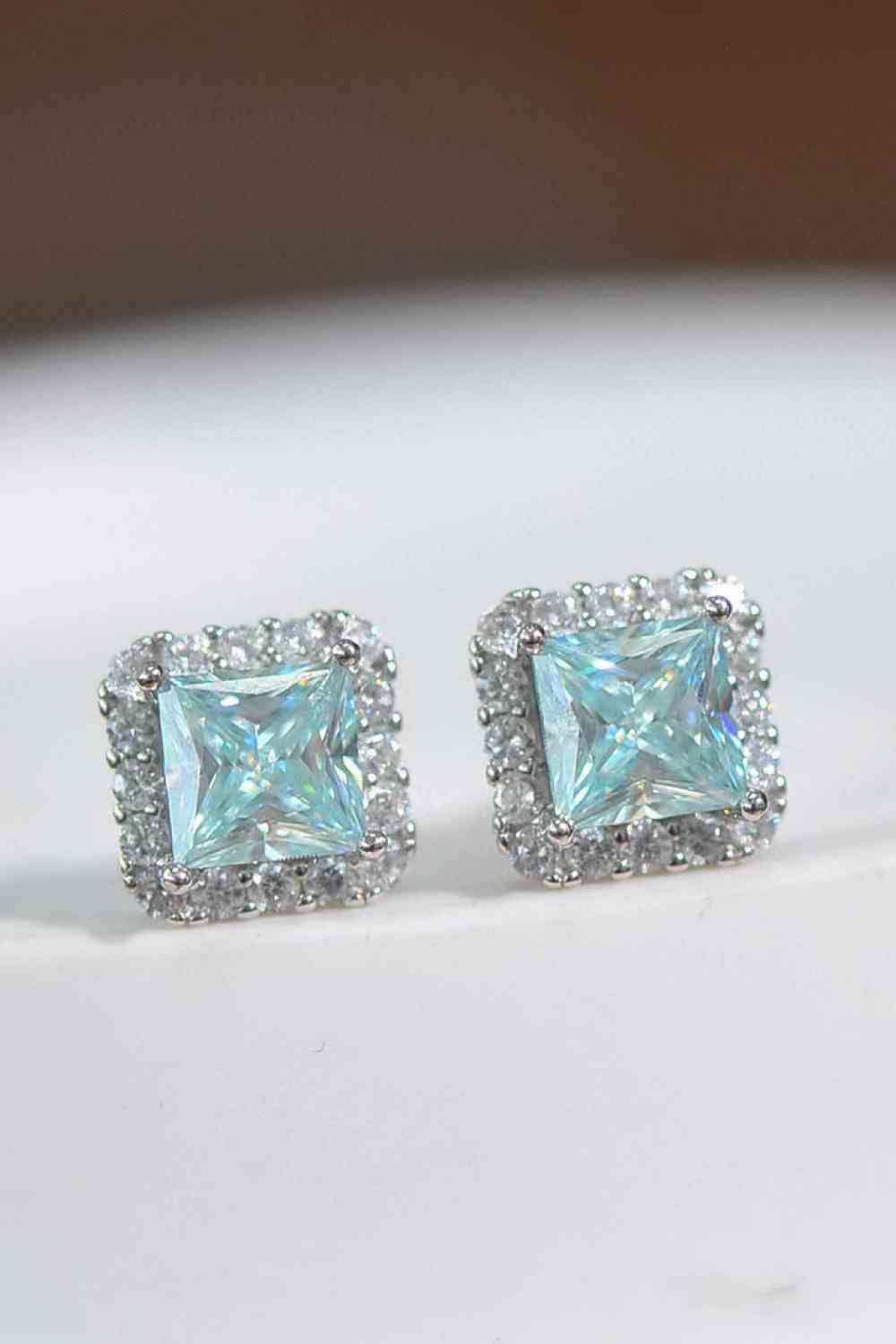 Boucles d'oreilles carrées moissanite 2 carats