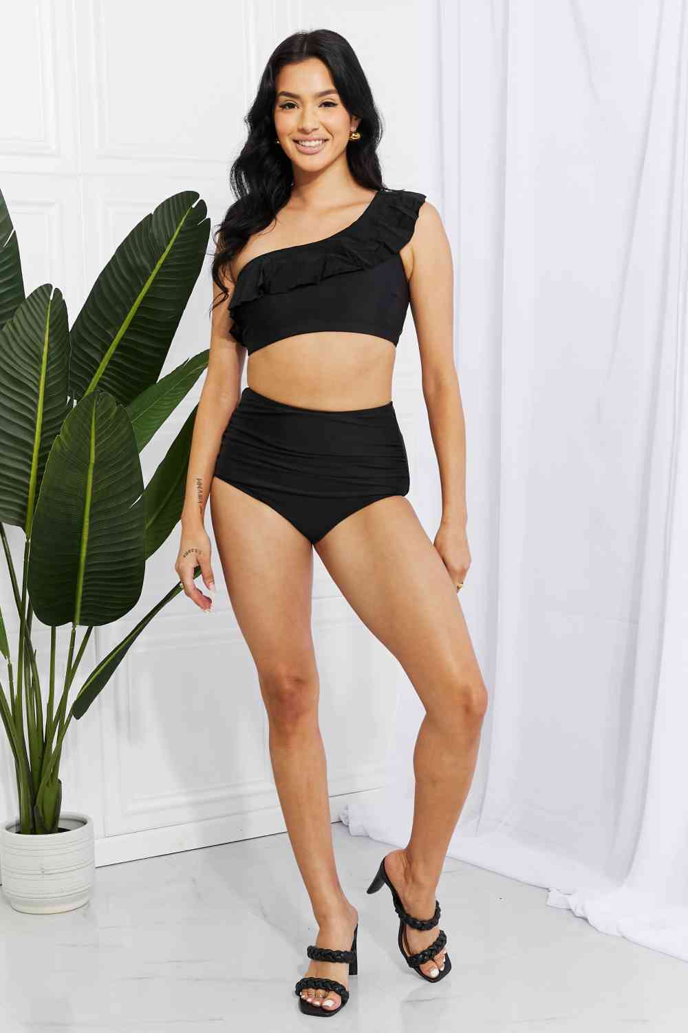 Marina West Swim - Seaside Romance - Bikini asymétrique à volants - Noir