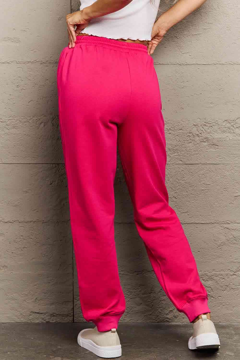 Pantalones deportivos con estampado PINK de talla grande de Simply Love