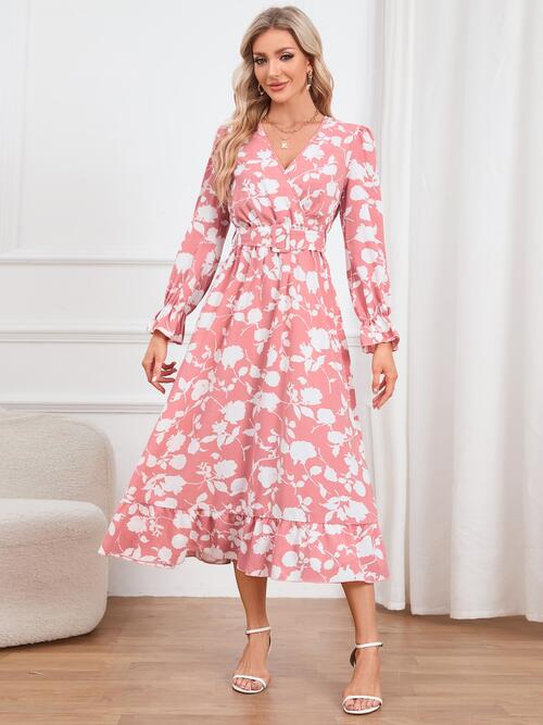 Vestido con sobrepelliz floral, manga con volante y dobladillo con volantes