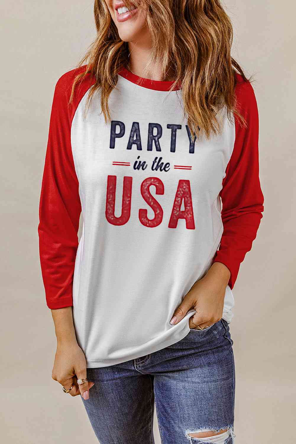 T-shirt graphique Simply Love PARTY IN THE USA à manches raglan