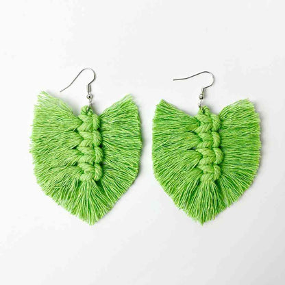 Pendientes colgantes con detalle de flecos