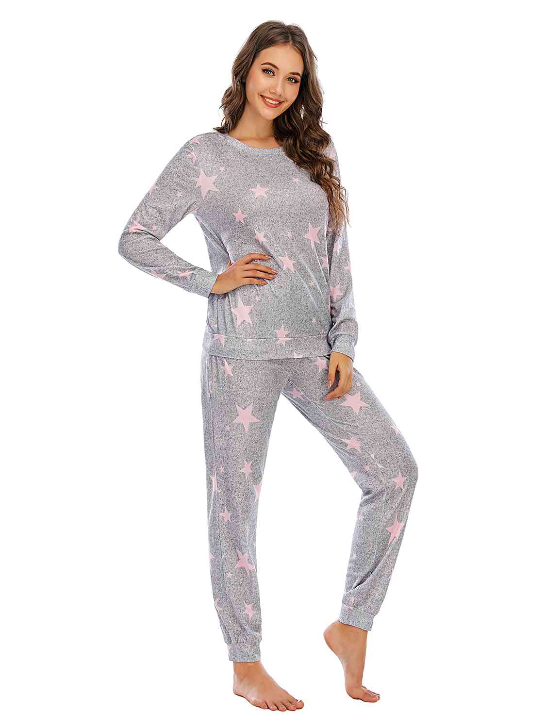 Conjunto lounge de pantalón y top con estrellas