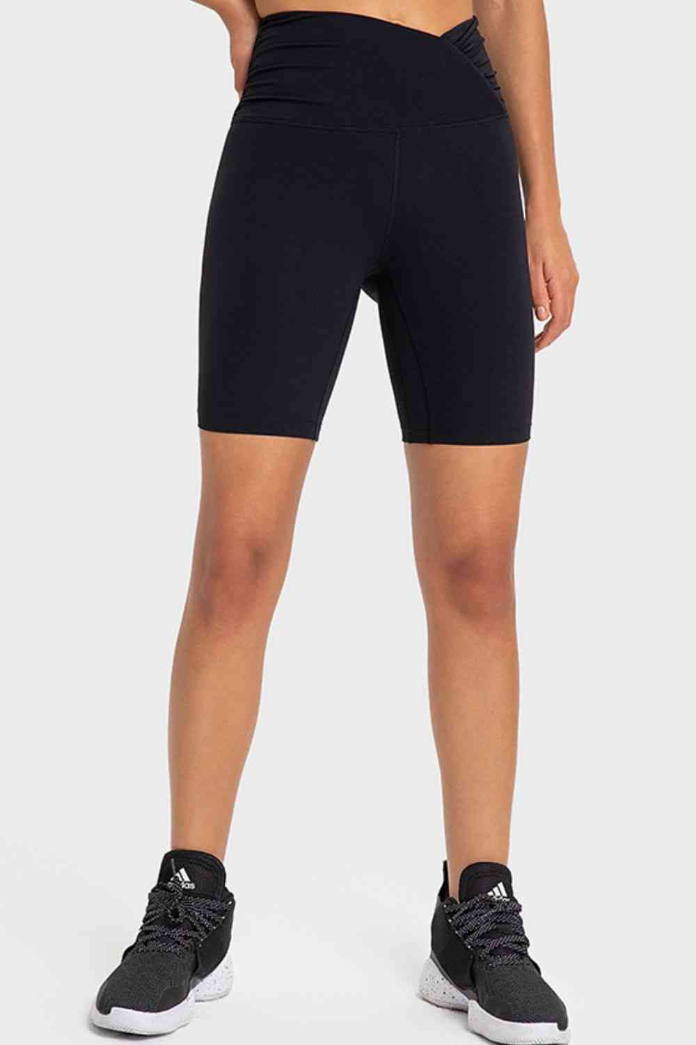 Shorts ciclistas con cintura en V