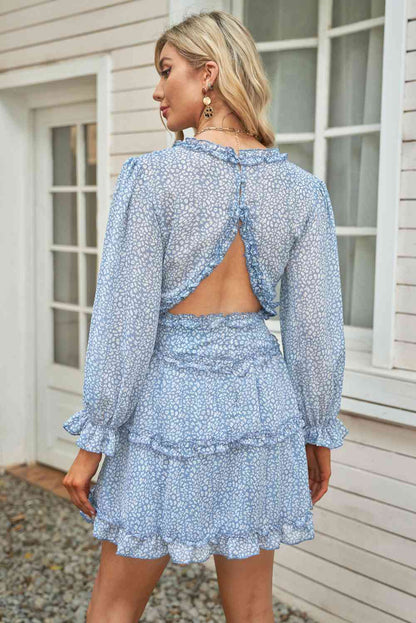 Robe fleurie à manches volantées et à volants