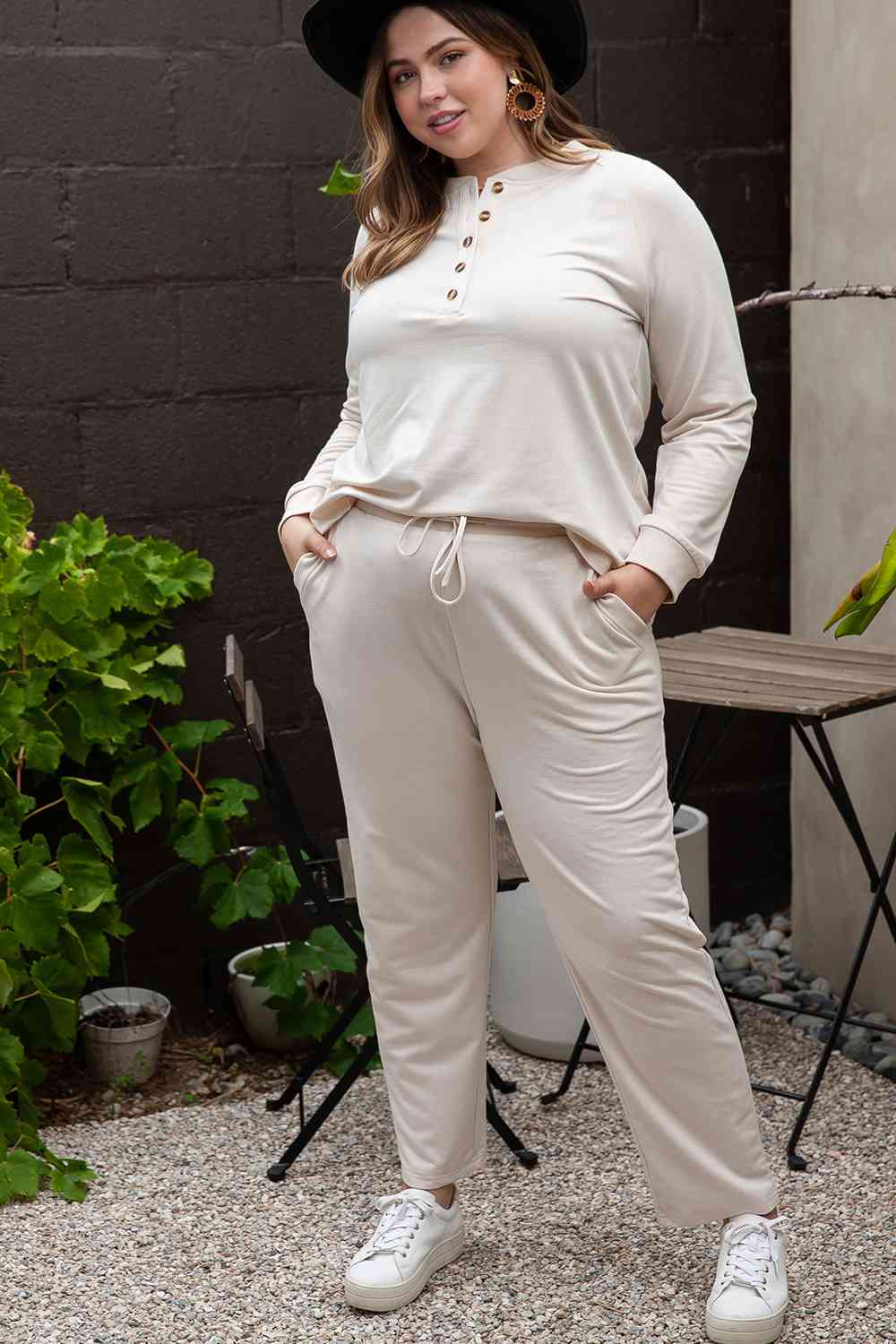 Ensemble haut et pantalon demi-boutonné de grande taille