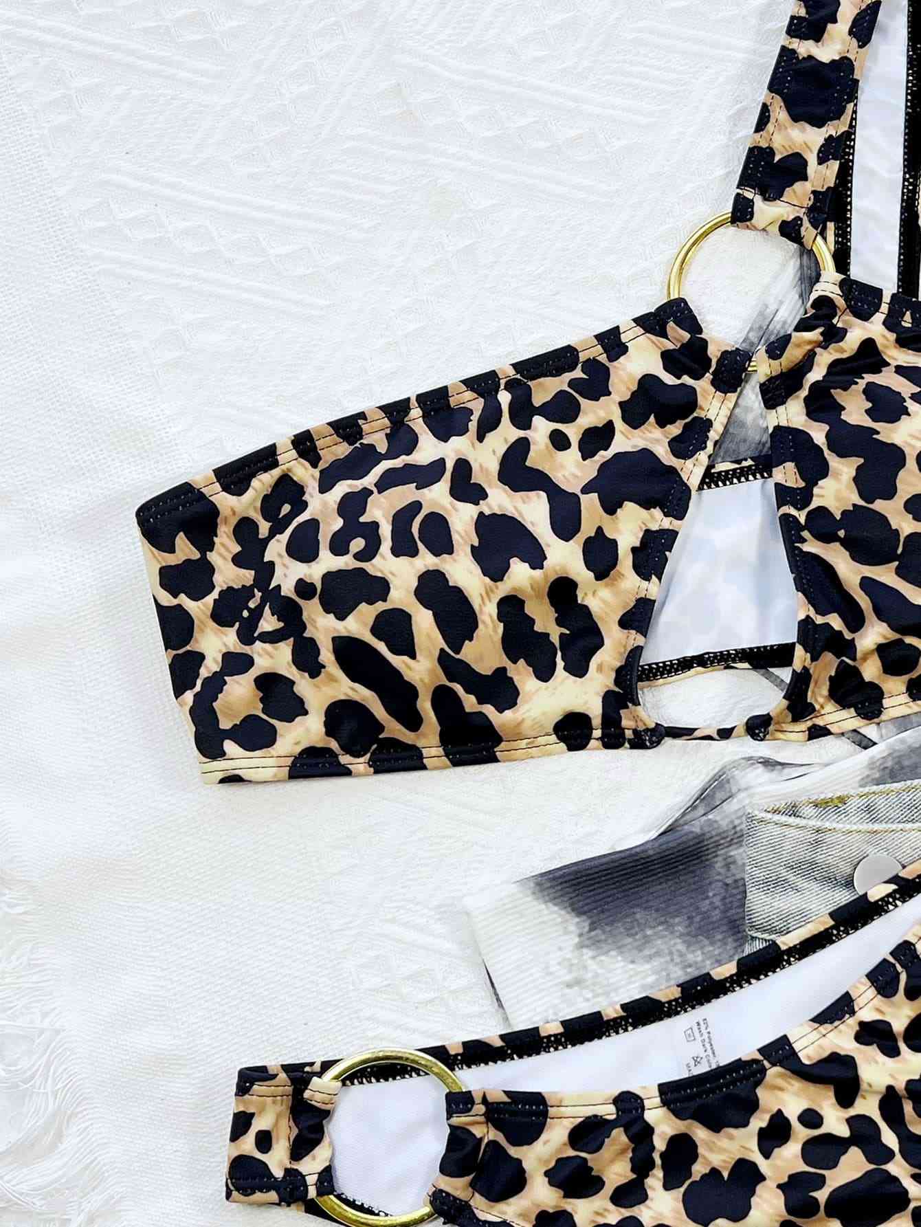 Ensemble bikini asymétrique léopard