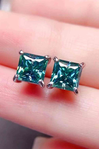 Boucles d'oreilles à quatre griffes en moissanite carrée de 2 carats