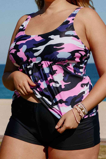 Conjunto de tankini de dos piezas con peplum de camuflaje de talla grande