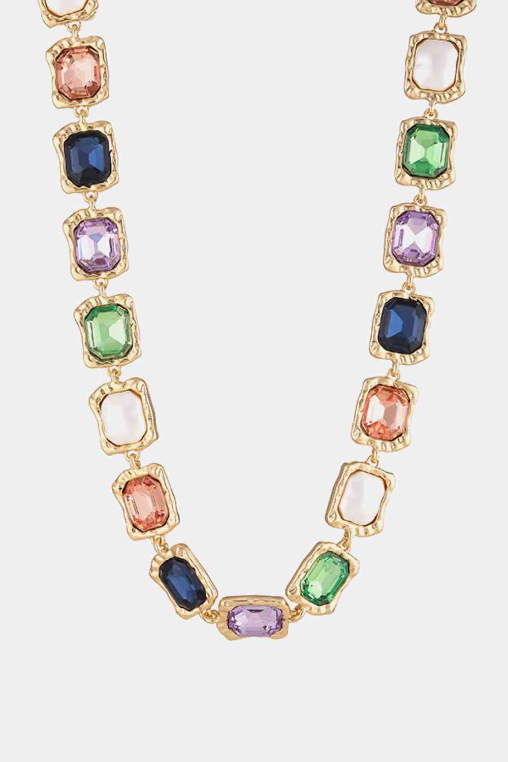 Collier en alliage de pierre de verre