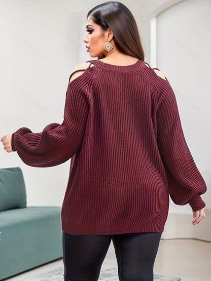 Pull à col rond et découpe