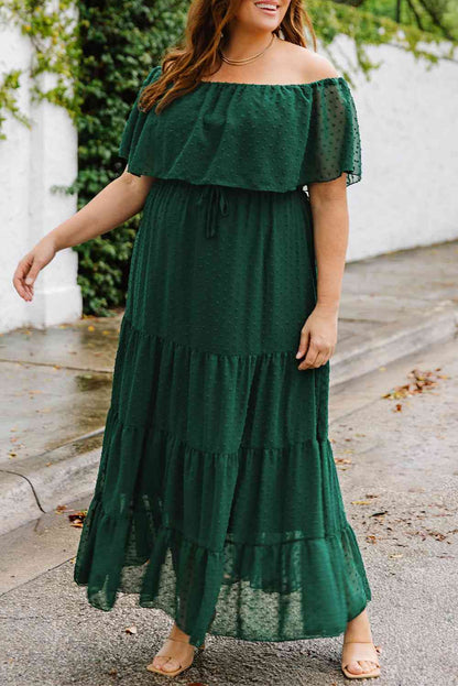 Robe à volants et épaules dénudées à pois suisses de grande taille