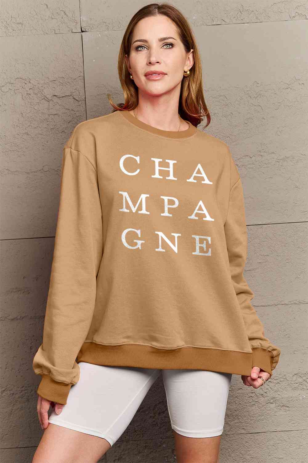 Simply Love Sweat-shirt à manches longues avec image CHAMPAGNE pleine grandeur