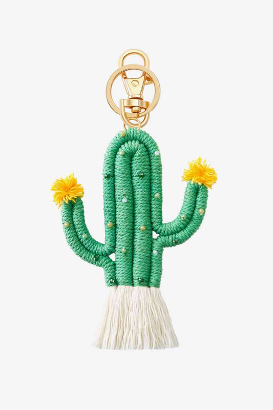 Llavero de cactus con adornos de cuentas y flecos