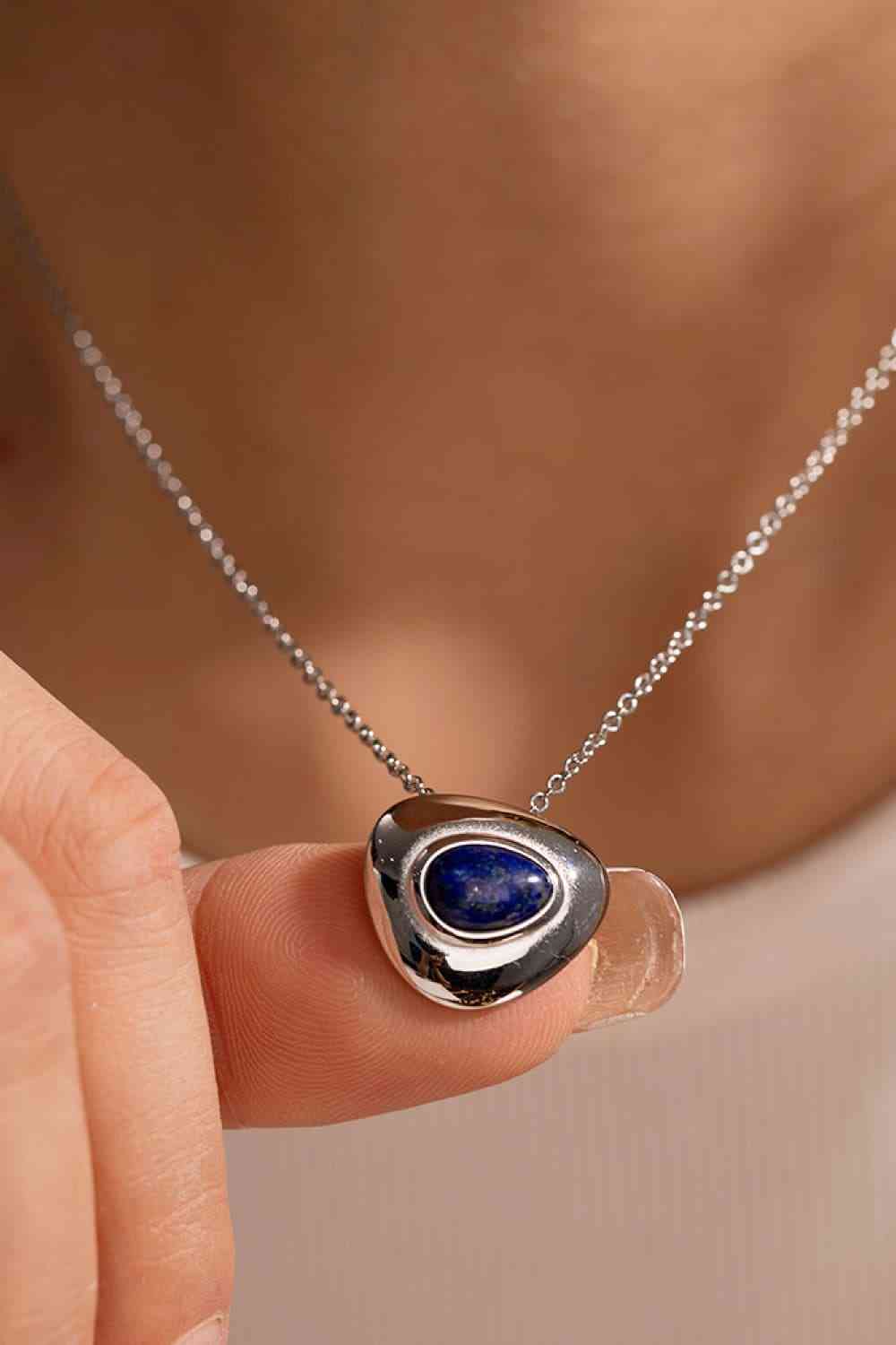 Collier pendentif lapis-lazuli