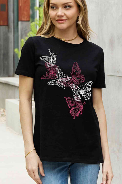 Simply Love Camiseta de algodón con estampado de mariposas de tamaño completo de Simply Love