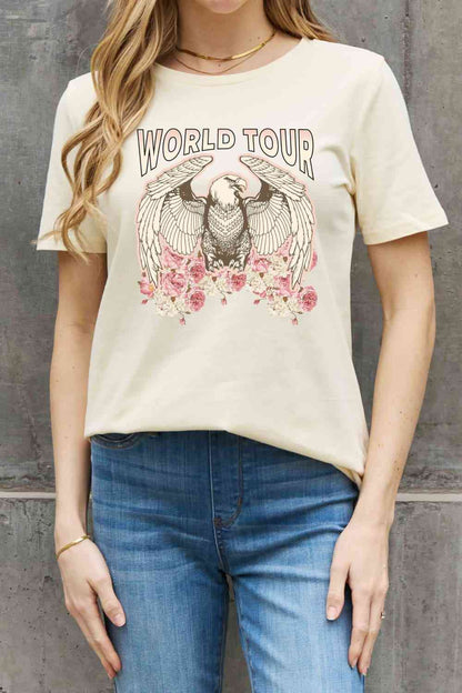 Camiseta de algodón con gráfico de águila WORLD TOUR de tamaño completo de Simply Love