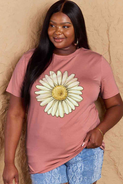 Camiseta de algodón con gráfico FLOWER de tamaño completo de Simply Love