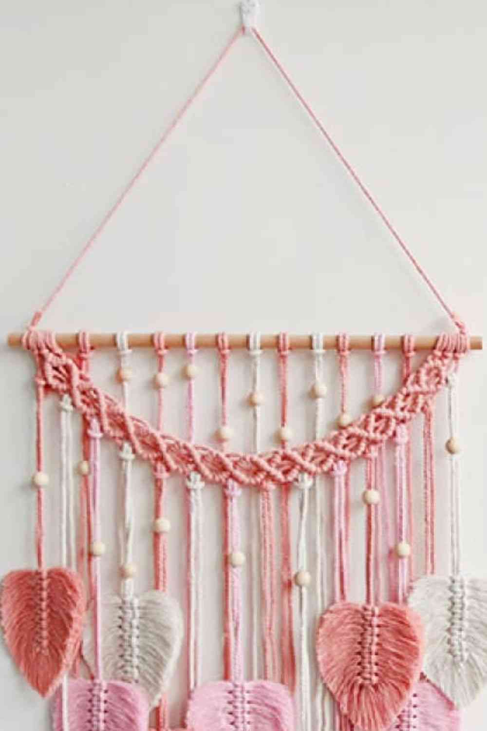 Colgante de pared con flecos de hojas de macramé