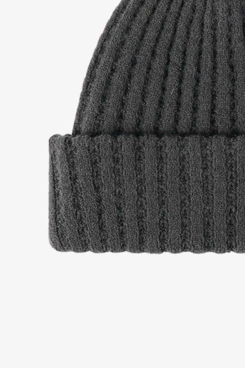 Gorro de canalé ancho