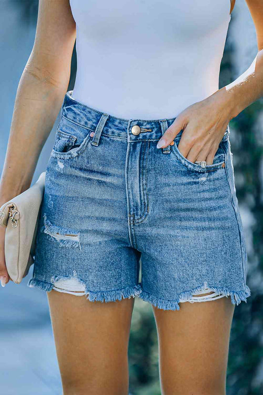 Short en jean effet vieilli à ourlet brut avec poches